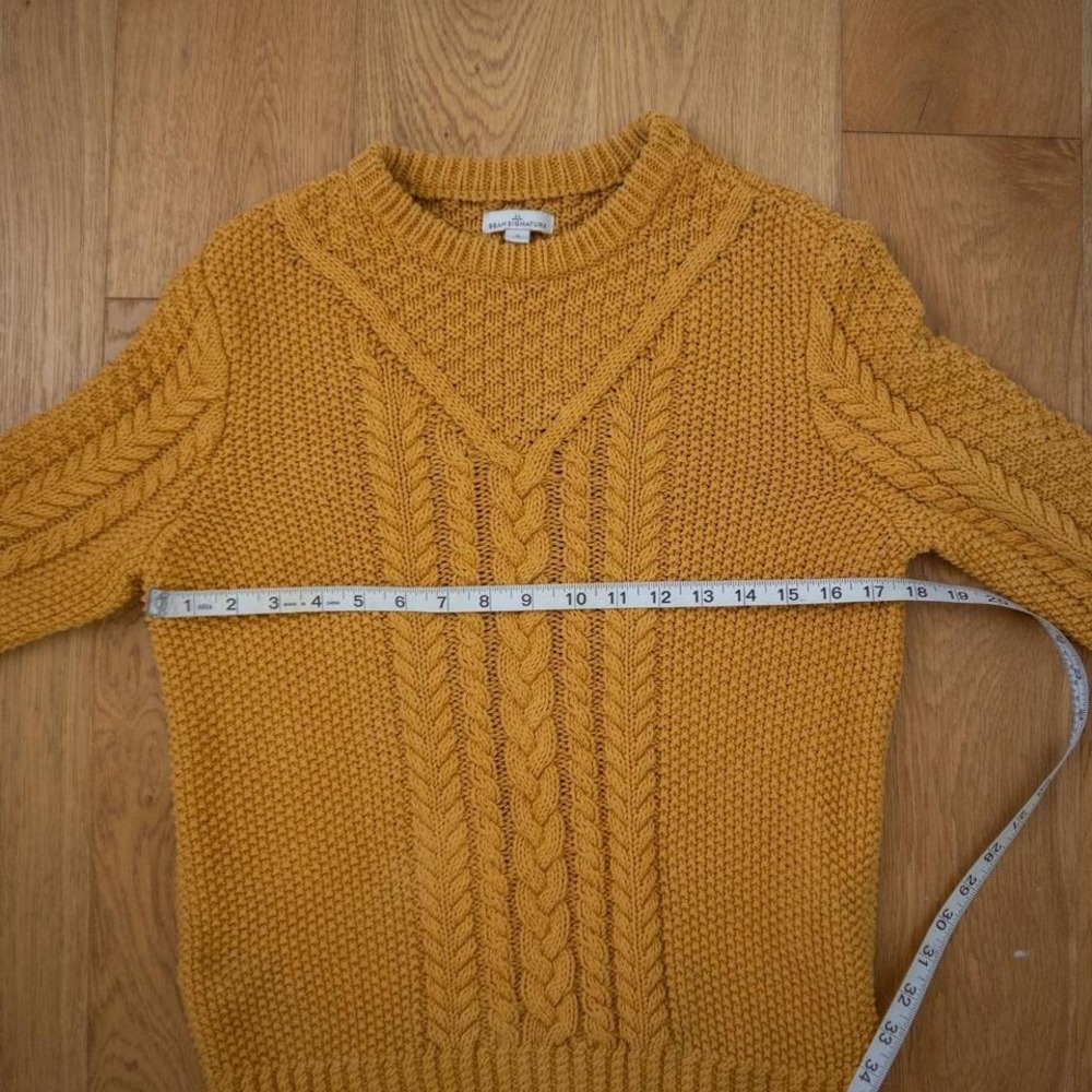 LL Bean Signature Chunky Cable Knit Sweater - Picture 6 of 8